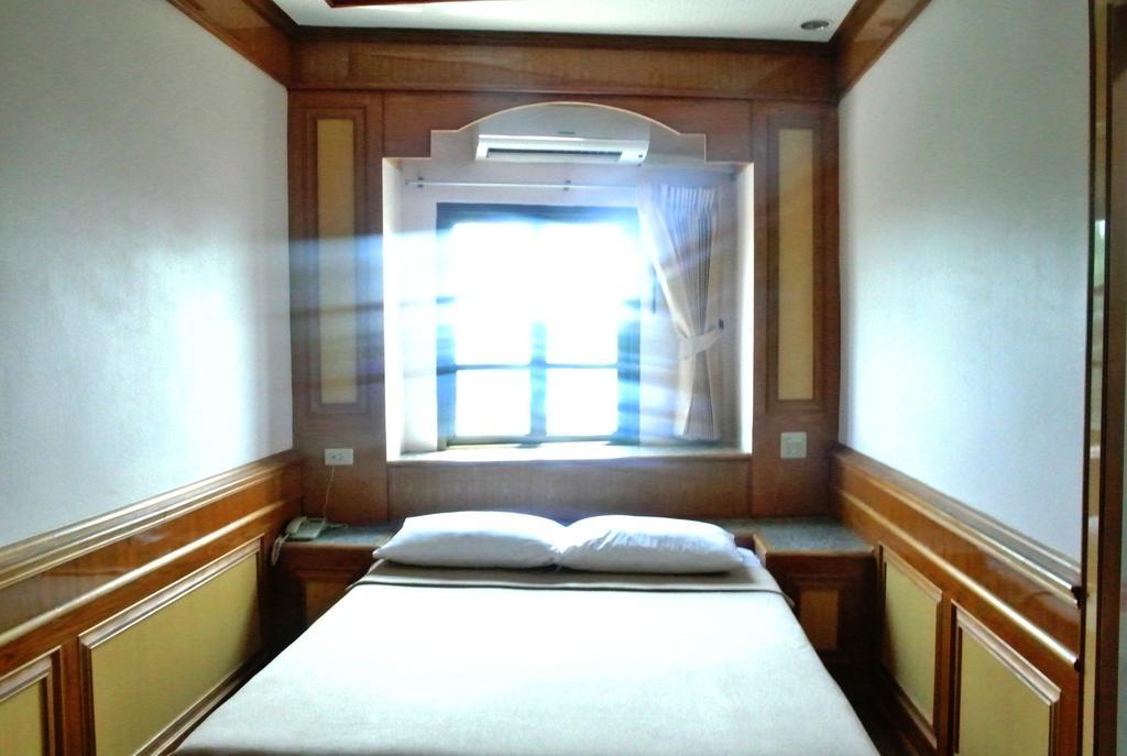 Rose Garden Hotel Phra Nakhon Si Ayutthaya Kamer foto